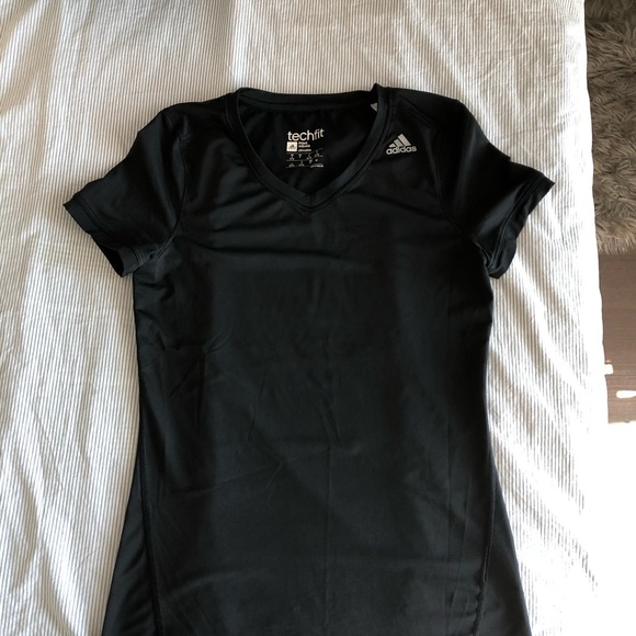 Adidas workout shirt - Picture 1 of 4